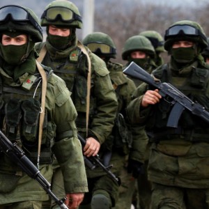 Crimeea - Trupe rusești fără însemne militare.