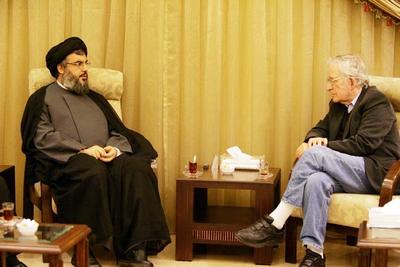 Noam Chomsky şi Hassan Nasrallah, terorist şef la Hezbollah