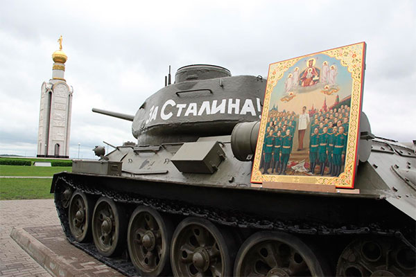Tancul T-34-85 | "Pentru Mama Rusie, pentru Stalin!"