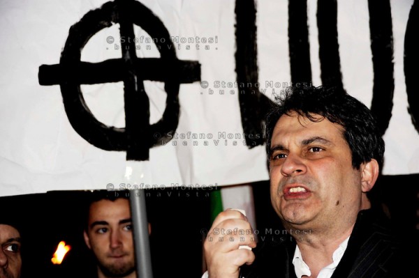 Roberto Fiore, Manifestazione di Forza Nuova  contro i Rom