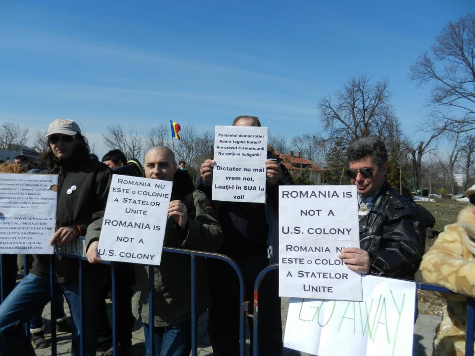 Death to America (si luati-l si pe Basescu cu voi!)Radu Fatulescu, "Zeus" si Kaitar Istvan Janos, primul ungur vadimist, membru al PRM, al tarii